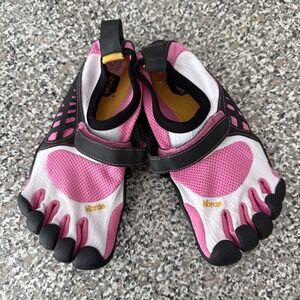 Vibram FiveFingers KSO Kids Barefoot Shoes EU 33 Pink White Toe Shoes Deadstock
